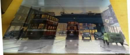 From Leeds to Belle. Limited edition Ceramic Plate Isle by Eric Bottomley Bradex 26-D08-057.1