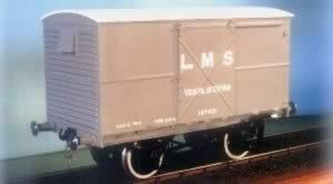 Parkside Dundas: O Gauge: LMS Steel Ventilated Van, Steel body and sprung buffers