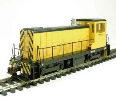 Bachmann: HO Gauge: GE 70 Ton Diesel - DCC Equipped Painted, Unlettered (Yellow & Black)