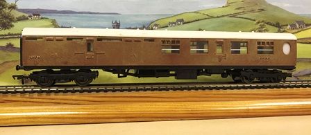 Hornby: OO Gauge: LNER Thompson Brake End Coach