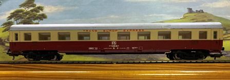 Lima: HO Gauge: Trans Europe Express FS Passenger Coach - 61 83 18-90 904-0