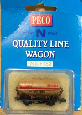 Peco: N Gauge: National Benzole Petrol Tank Wagon